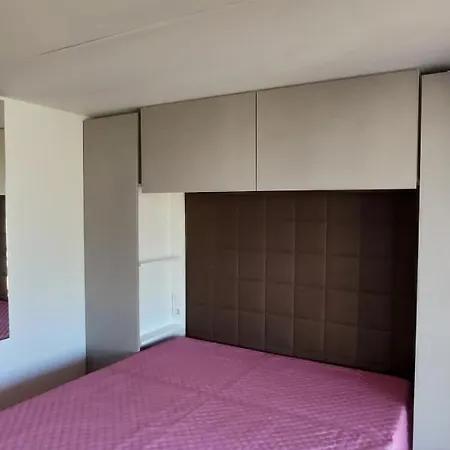 مكان تخييم Camping Girasole غيراسول