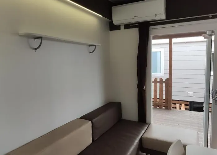 مكان تخييم Camping Girasole *